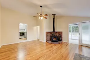 66 Durant St, Middletown, CT 06457 - Photo 28