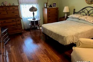 102 N Maple St, Enfield, CT 06082 - Photo 14