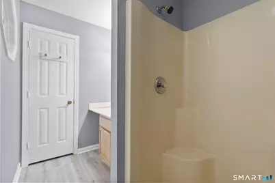 63 Oakcrest Circle, Waterbury, CT 06708 - Photo 26
