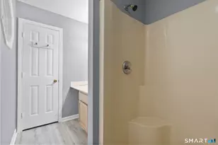 63 Oakcrest Cir, Waterbury, CT 06708 - Photo 26
