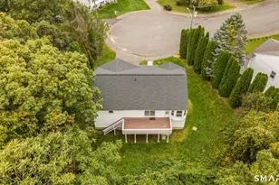 63 Oakcrest Cir, Waterbury, CT 06708 - Photo 4
