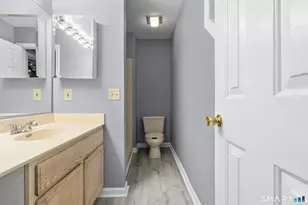 63 Oakcrest Cir, Waterbury, CT 06708 - Photo 24