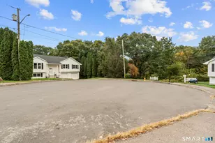 63 Oakcrest Cir, Waterbury, CT 06708 - Photo 38