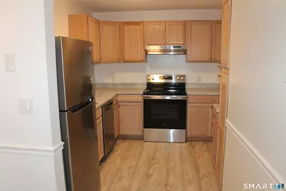 666 Broad Street #3, Meriden, CT 06450 - Photo 4