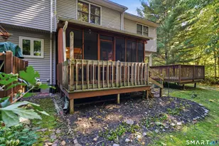 16 Vintner Pl, Enfield, CT 06082 - Photo 8