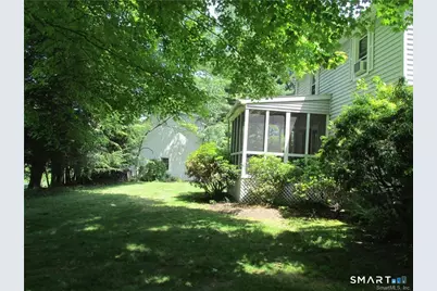 18 North Street, Ridgefield, CT 06877 - Photo 2