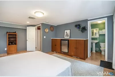 74 Lyman Road, West Hartford, CT 06117 - Photo 4