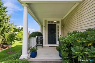 35 Maura Ln, Danbury, CT 06810 - Photo 2
