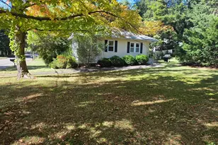 35 Forest St, Hamden, CT 06518 - Photo 32