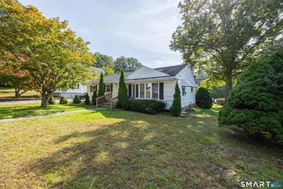 1885 Old Town Road, Bridgeport, CT 06606 - Photo 16