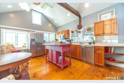 204 Maple Street, Wethersfield, CT 06109 - Photo 14