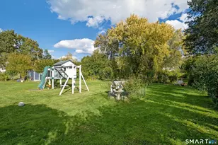 9 Warriner Ave, Enfield, CT 06082 - Photo 20