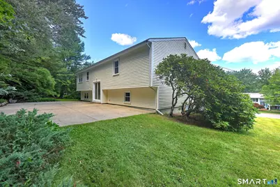 210 Cloudland Road, North Haven, CT 06473 - Photo 4