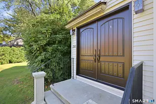 292 Charter Oak St, Manchester, CT 06040 - Photo 1
