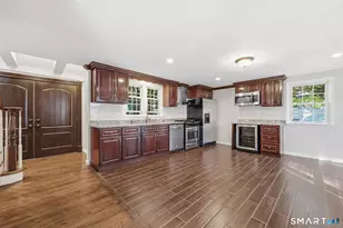 292 Charter Oak St, Manchester, CT 06040 - Photo 12