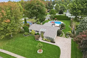 48 Dawn Dr, South Windsor, CT 06074 - Photo 2