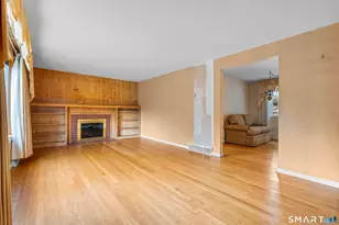 200 Fairfax Dr, Stratford, CT 06614 - Photo 4