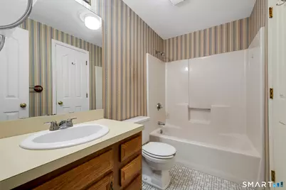 40 Foxon Hill Road #H27, New Haven, CT 06513 - Photo 14