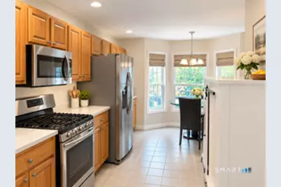 905 Larson Drive #905, Danbury, CT 06810 - Photo 2