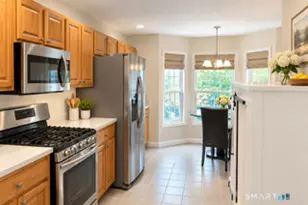 905 Larson Dr, Danbury, CT 06810 - Photo 2