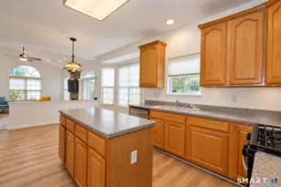 109 Auburn Way, Torrington, CT 06790 - Photo 4