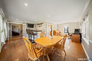 18 Carriage Dr, Seymour, CT 06483 - Photo 16