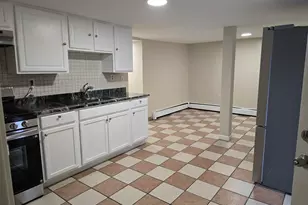 15 Lawlor St, New Britain, CT 06051 - Photo 8