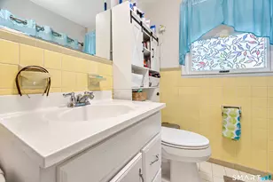 162 Pocono Rd, Brookfield, CT 06804 - Photo 20
