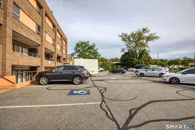 1229 Albany Avenue #404, Hartford, CT 06112 - Photo 24