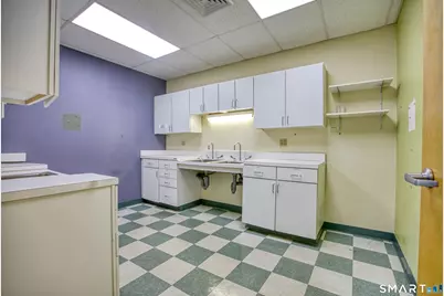 1229 Albany Avenue #404, Hartford, CT 06112 - Photo 12