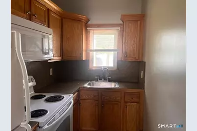 96 South Burritt Street, New Britain, CT 06052 - Photo 4