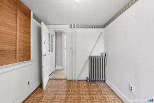 35 Edwards St, Hamden, CT 06517 - Photo 6