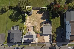 35 Edwards St, Hamden, CT 06517 - Photo 34