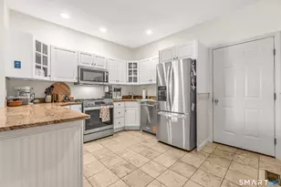 12 Naugatuck Ave, Milford, CT 06460 - Photo 10