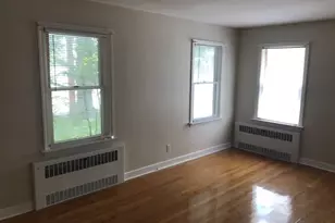 720 Knapps Hwy, Fairfield, CT 06825 - Photo 12