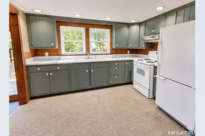 50 Kenyon Road, Waterford, CT 06385 - Photo 4