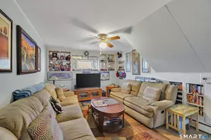 10 Hayes Rd, South Windsor, CT 06074 - Photo 20