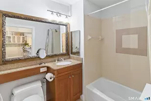 2 Homestead Ln, Greenwich, CT 06831 - Photo 10