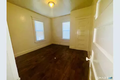 962 Howard Avenue, Bridgeport, CT 06605 - Photo 6