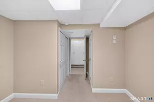 7 Essex Ct, Avon, CT 06001 - Photo 38