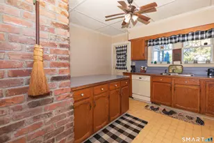 516 Chipman St, Waterbury, CT 06708 - Photo 14