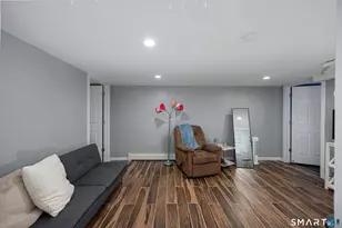 1885 Old Town Rd, Bridgeport, CT 06606 - Photo 14