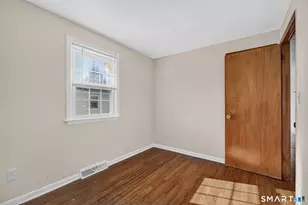 27 Manila Ave, Woodbridge, CT 06525 - Photo 18