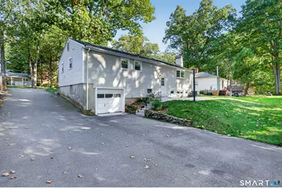 114 Forest Drive, Wethersfield, CT 06109 - Photo 4