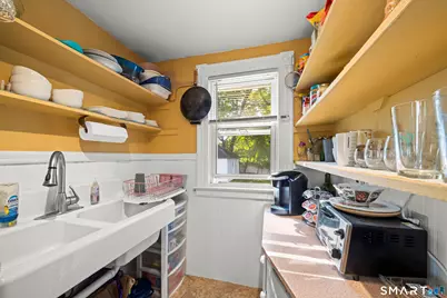 52 Russell Street, Manchester, CT 06040 - Photo 8