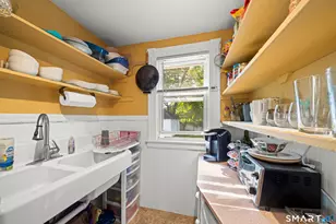 52 Russell St, Manchester, CT 06040 - Photo 8