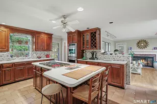 23 Punch Bowl Dr, Westport, CT 06880 - Photo 8
