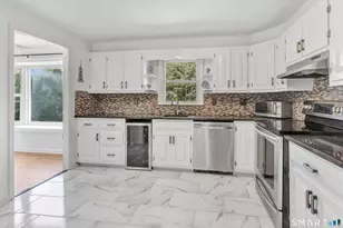 122 Marsh Dr, Fairfield, CT 06824 - Photo 12