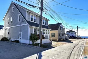 17 Jamaica Ct, East Haven, CT 06512 - Photo 6