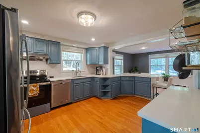 43 Whitney Road, Groton, CT 06355 - Photo 14
